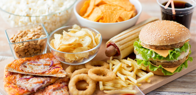 Photo of الأطعمة التي تسبب ارتفاع الكوليسترول