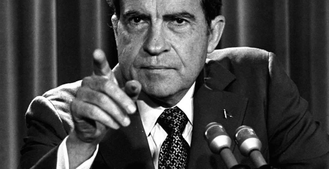 Photo of أول رئيس أمريكي يستقيل قبل نهاية فترة حكمه