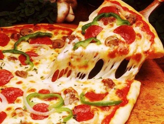 Photo of هل البيتزا تزيد الوزن أم لا