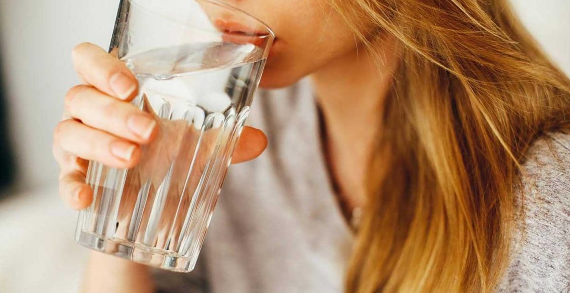 Photo of هل شرب الماء يؤثر على نتيجة تحليل السكر ؟