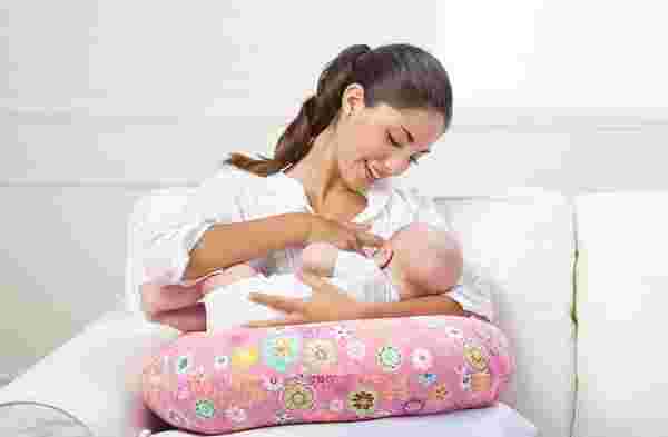 Photo of مدة الرضاعة الطبيعية لحديثي الولادة
