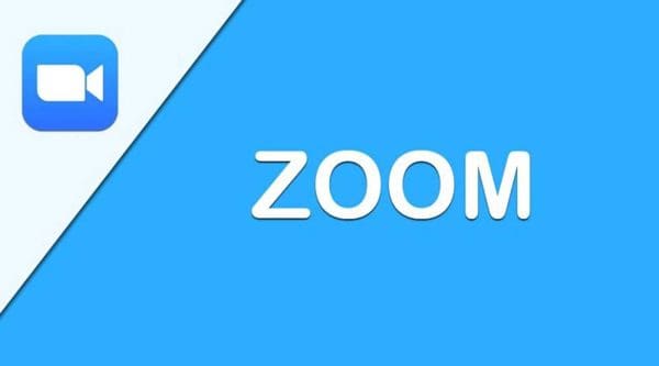 Zoom تضيف النسخ المباشر للحسابات المجانية