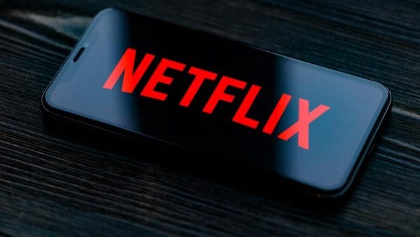 طريقة الاشتراك في netflix عن طريق stc وزين