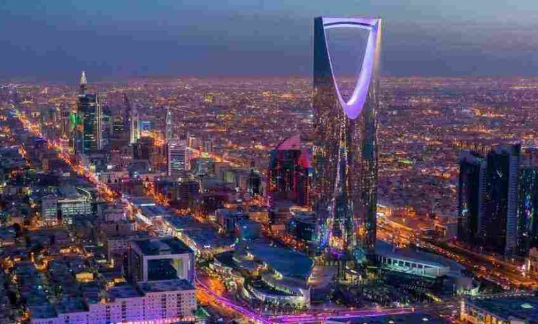 عدد سكان السعودية الأصليين والمغتربين